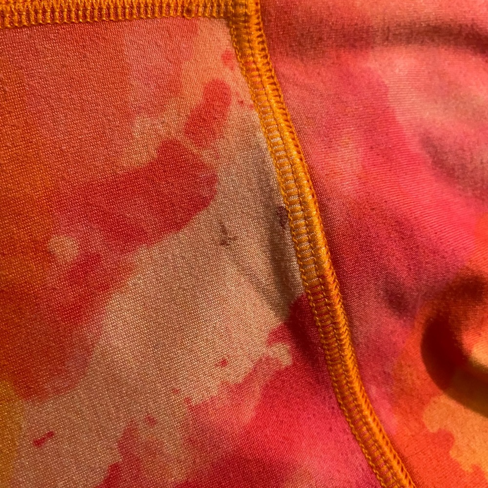 FLEO Power High Rise Shorts - Picture 3 of 5